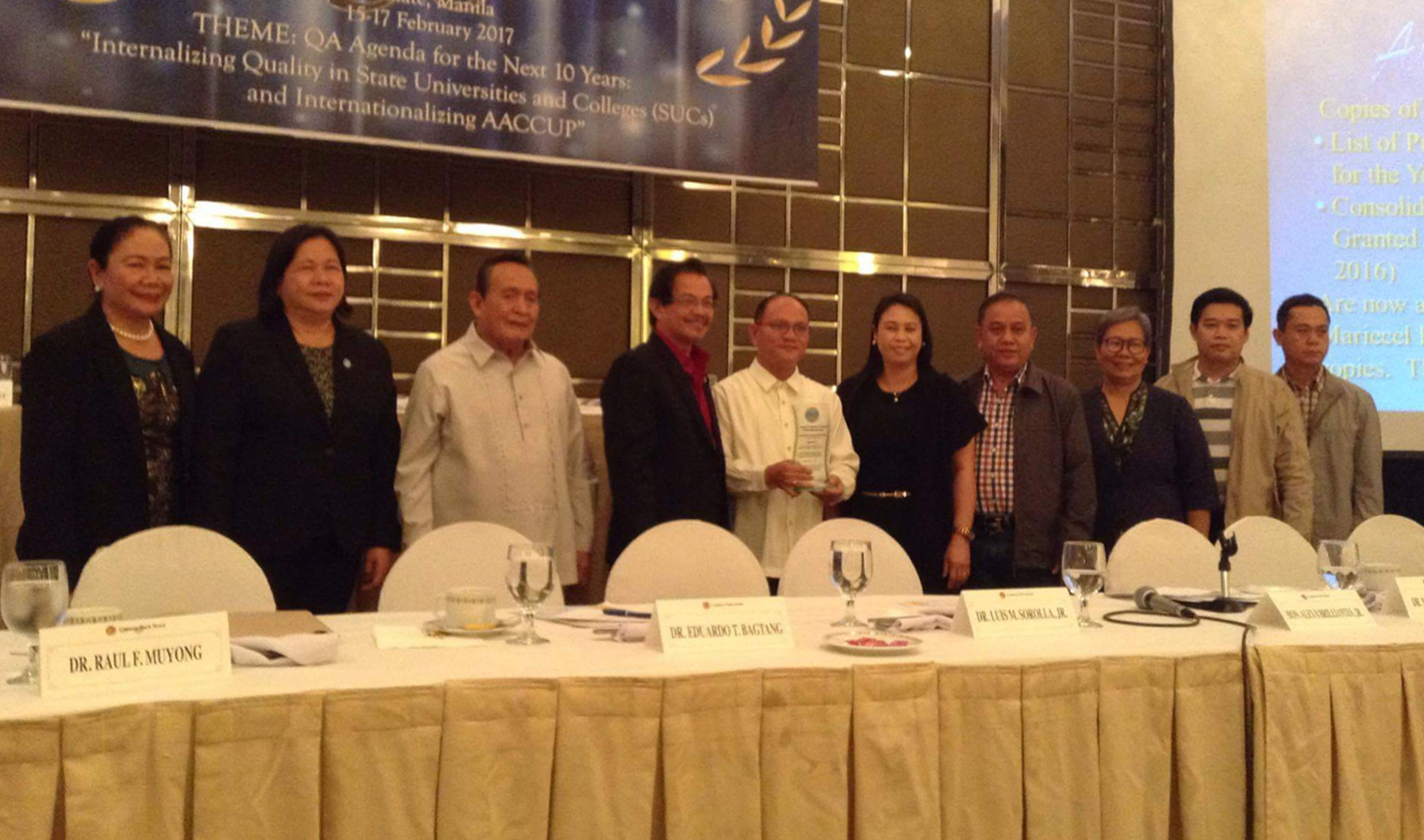 Dr. Raul F. Muyong and Dr. Renelda Nacianceno (6th and 5th from right) with other awardees at the 